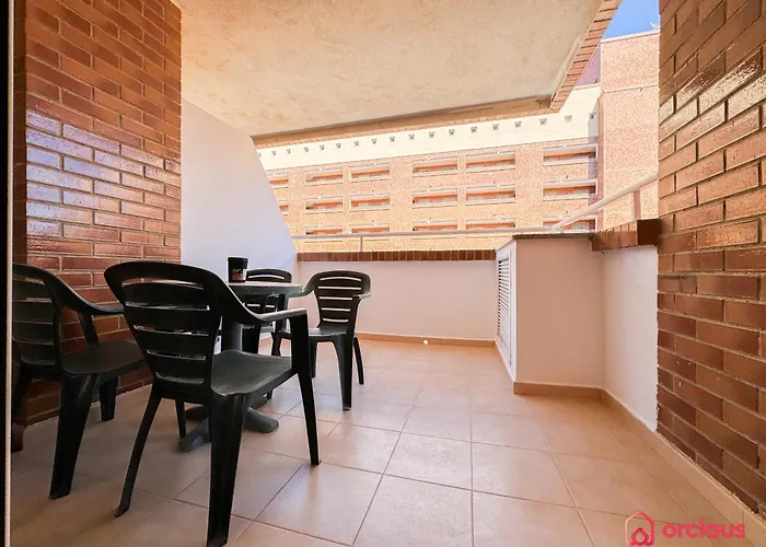 La Elegancia אורופסה דל מר