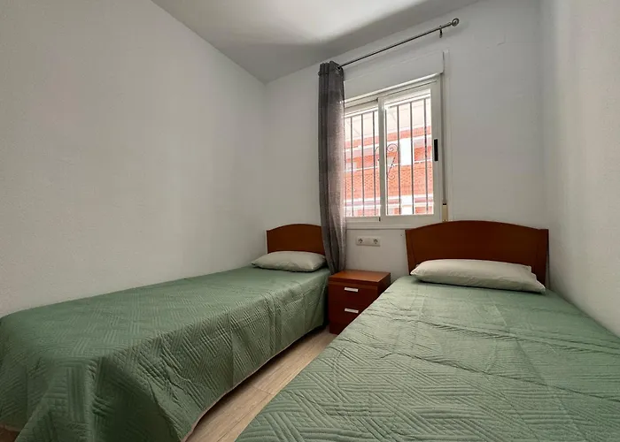 La Elegancia אורופסה דל מר